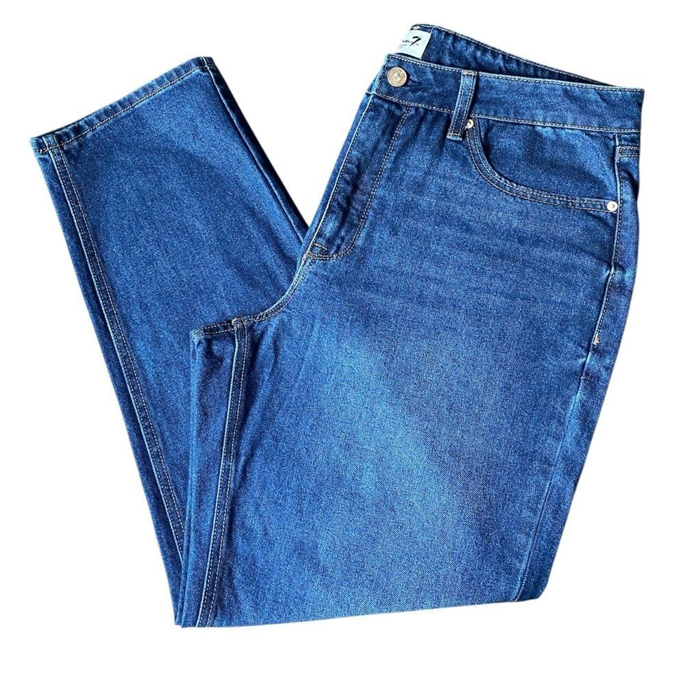 NWT Seven7 Women’s Straight leg Jeans Size 14